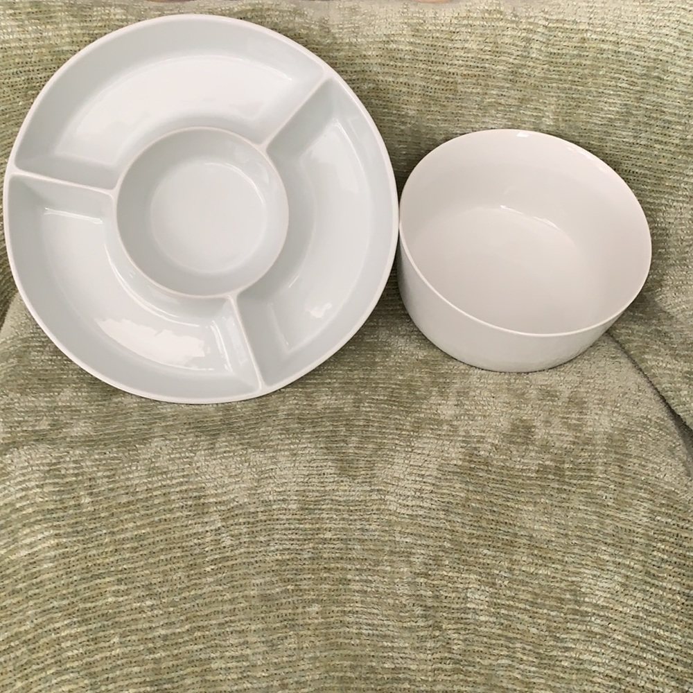 Porcelain White Round Serving Tray & Bowl Set - Picture 2 of 12
